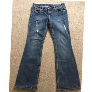 Super Cute Z2 Distressed Jeans size 13
